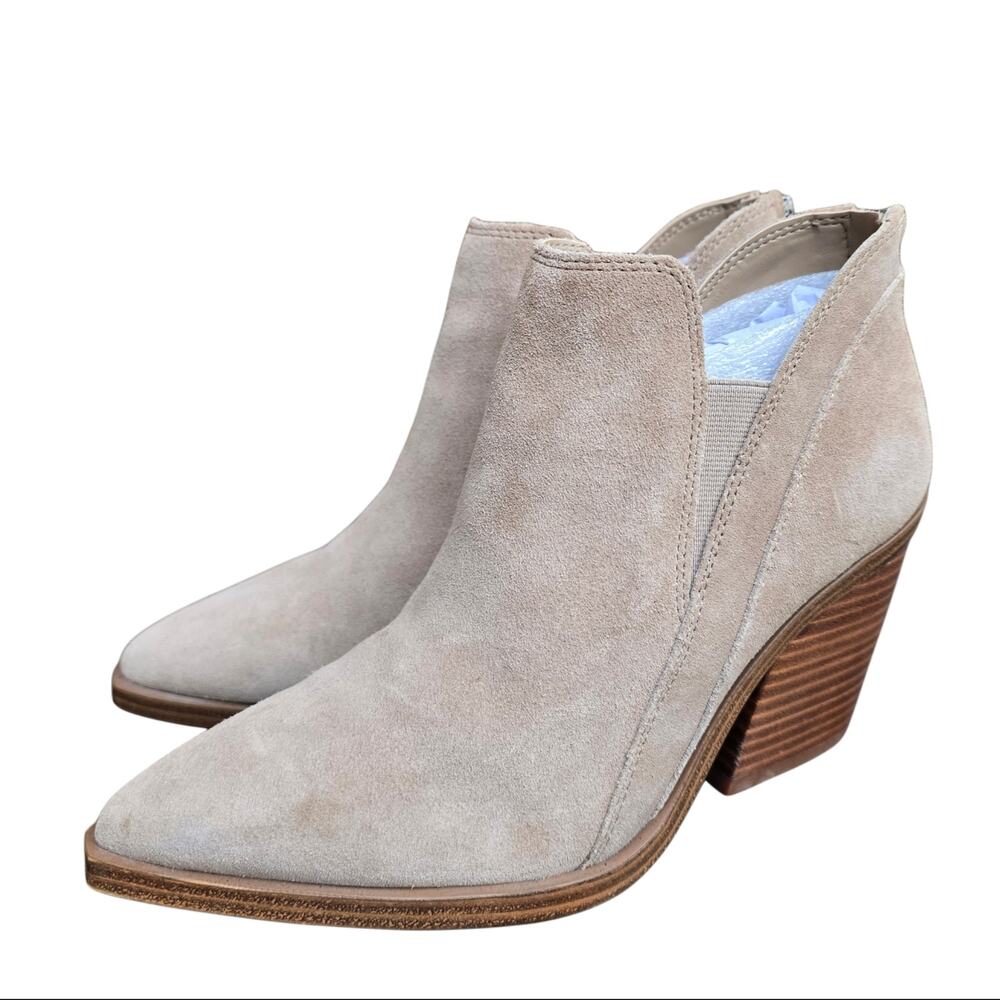 Vince Camuto Western Bootie Gradon Size 6.5 Tan Suede Leather Rear Zip High Heel